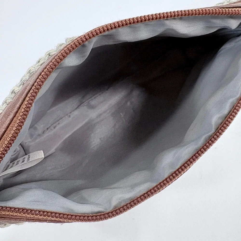 Darzzi Pouch Grey White Knit Brown‎ Leather Trim Zippered Cosmetic Bag Clutch